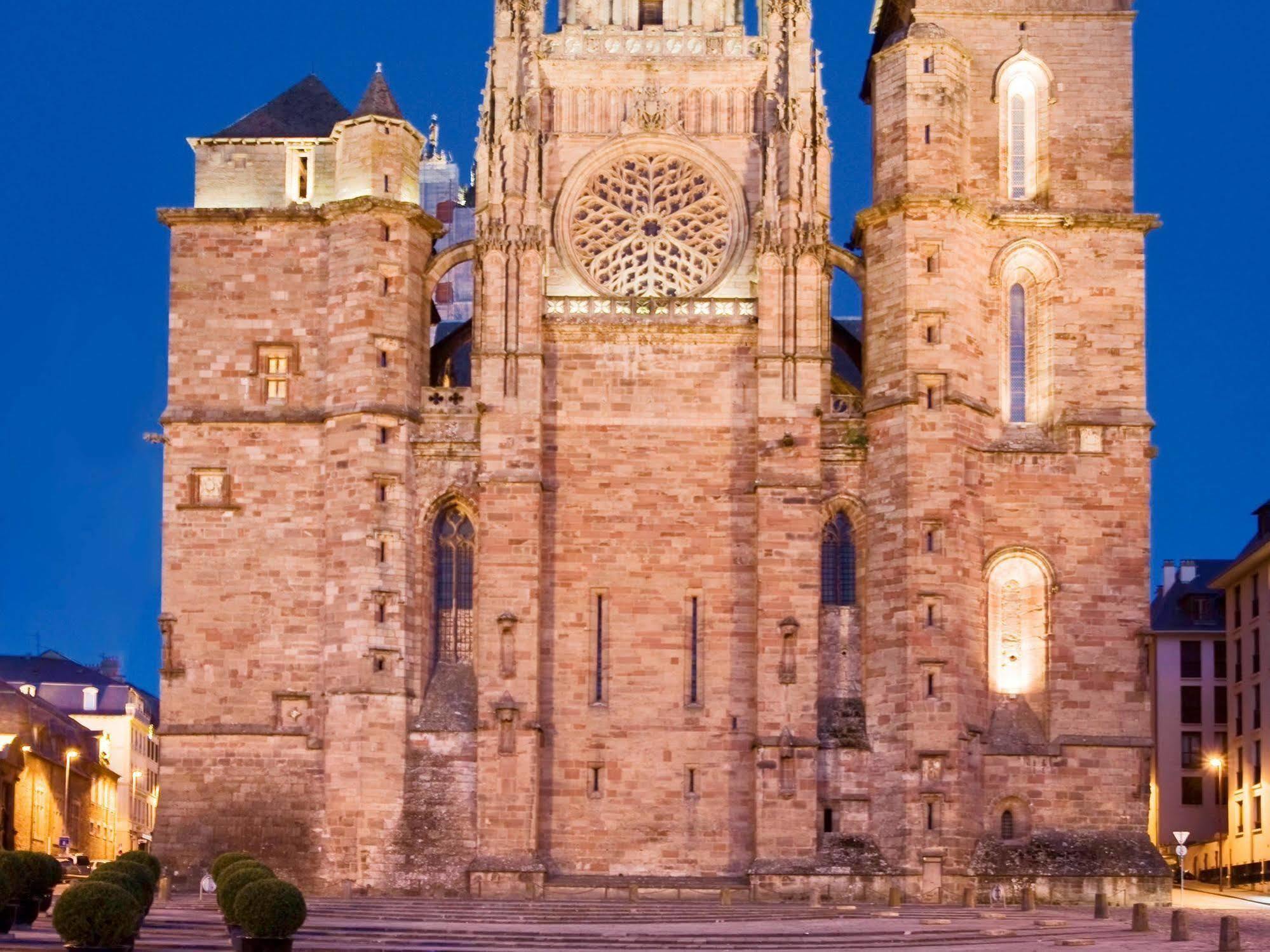 Hôtel Mercure Rodez Cathédrale Exterior foto